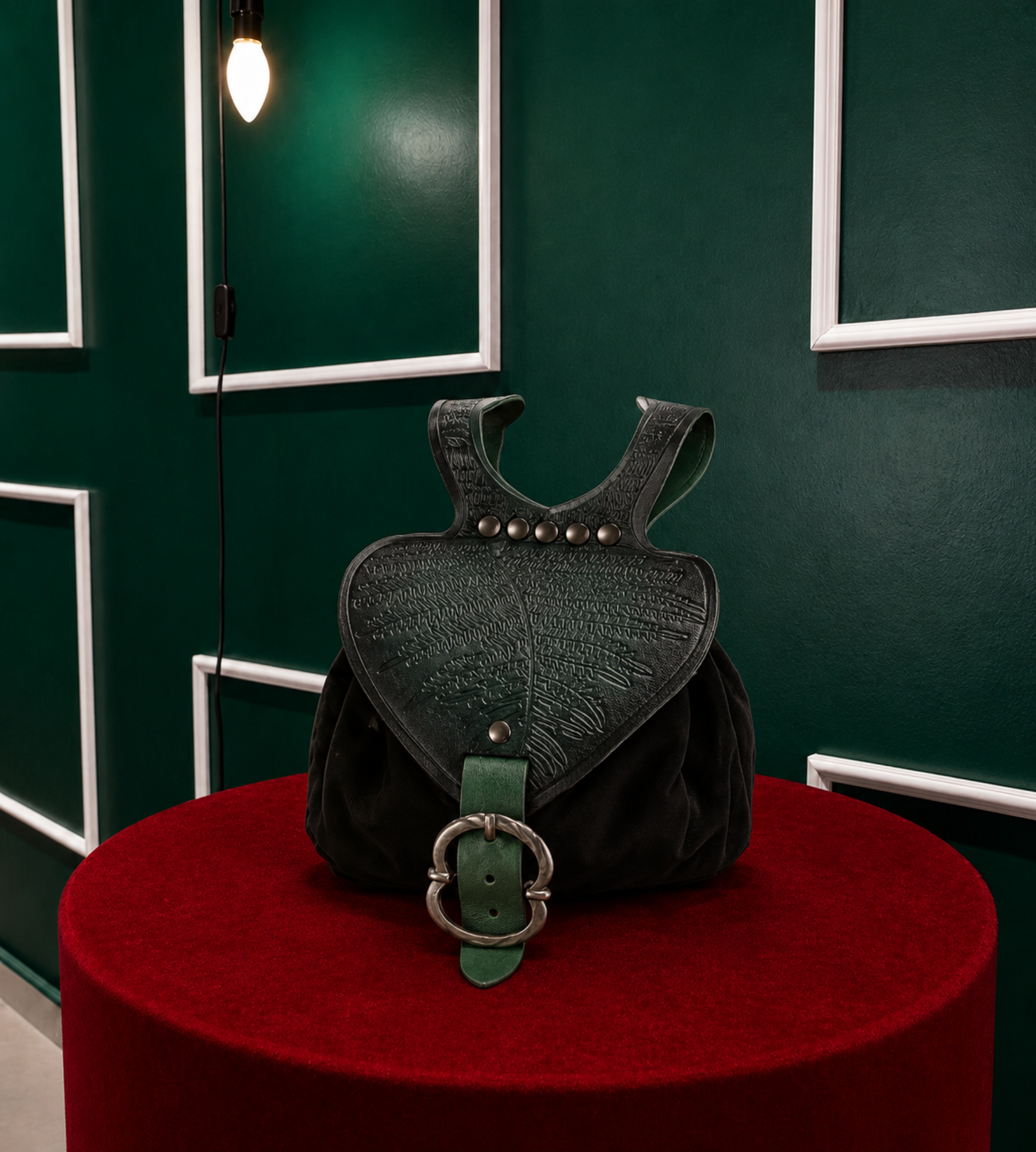 LeafBag – Bolsa Cartucheira Folha | Art in Bags