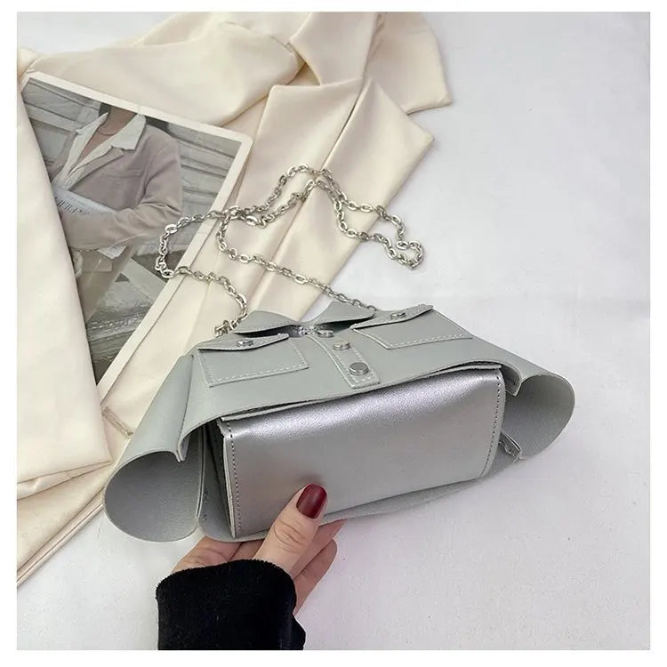 Bolsa crossbody de corrente pequena para mulheres, forma de roupas criativas, bolsa de ombro, 2023