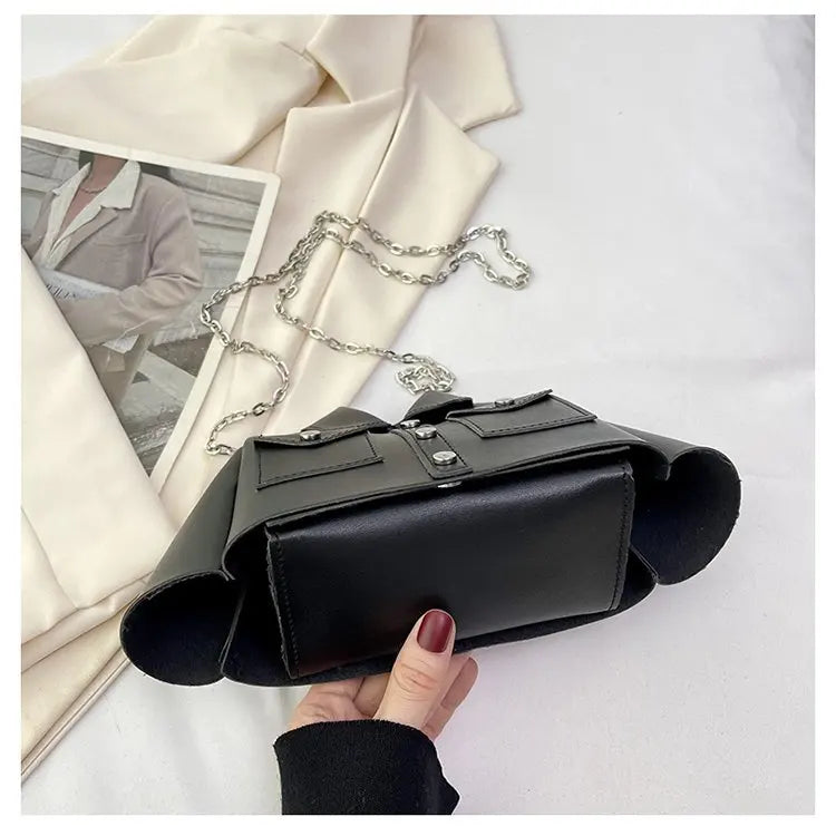 Bolsa crossbody de corrente pequena para mulheres, forma de roupas criativas, bolsa de ombro, 2023