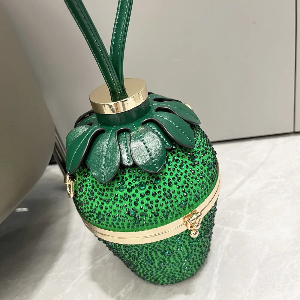 Rhinestone Evening Clutch Bag para mulheres, Strawberry Purse, Luxury Designer Handle, Shoulder Bucket Handbag para banquete de casamento