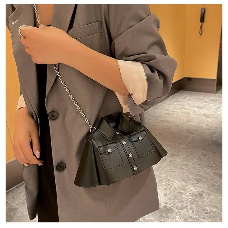 Bolsa crossbody de corrente pequena para mulheres, forma de roupas criativas, bolsa de ombro, 2023